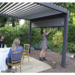 Pergola, auch als Terrassenüberdachung geeignet Pfostenstärke 11 x 11 cm 3 x 3 m mit Lamellendach inkl. Sonnenrollo anthrazit